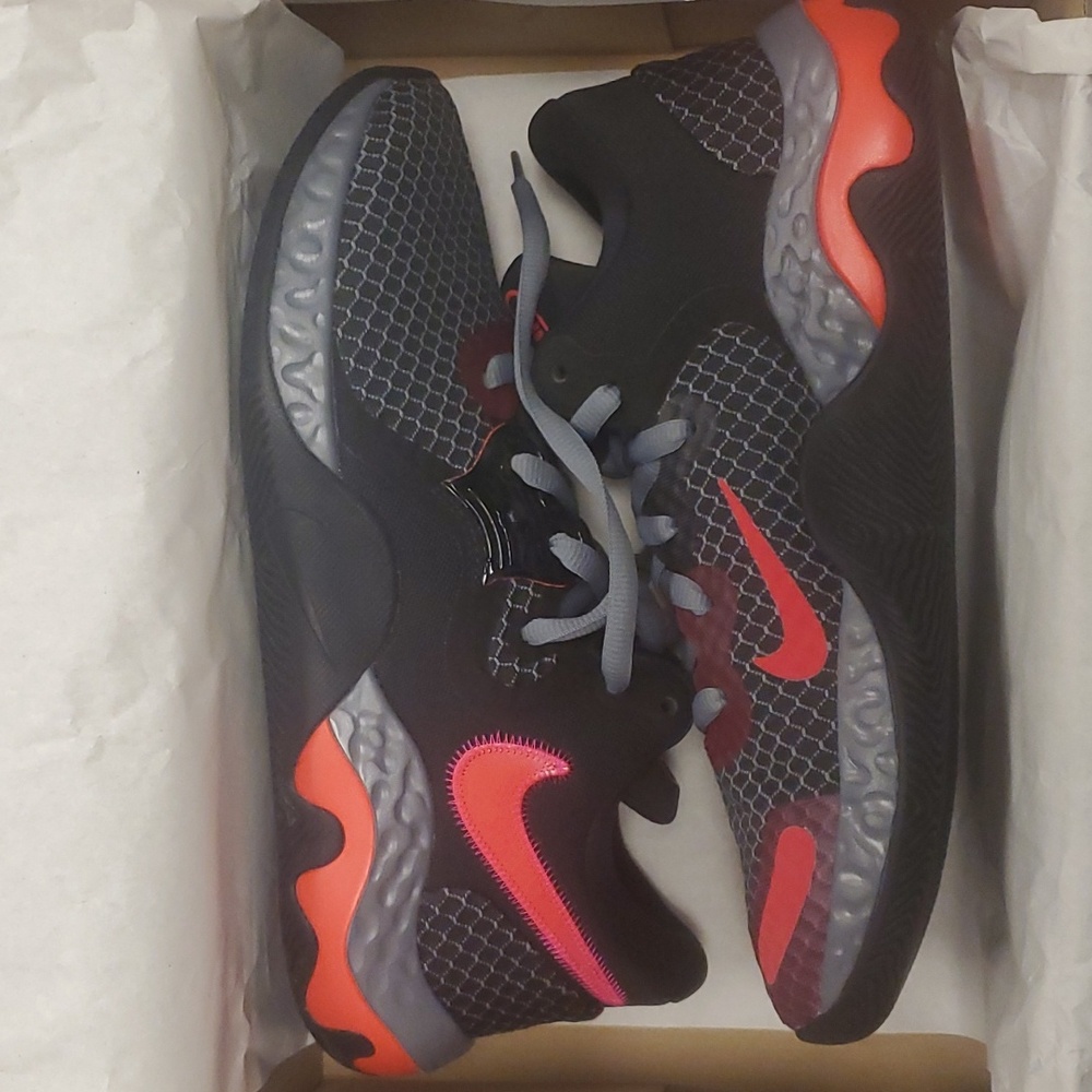 Nike Renew Evevate 2 - sz 11